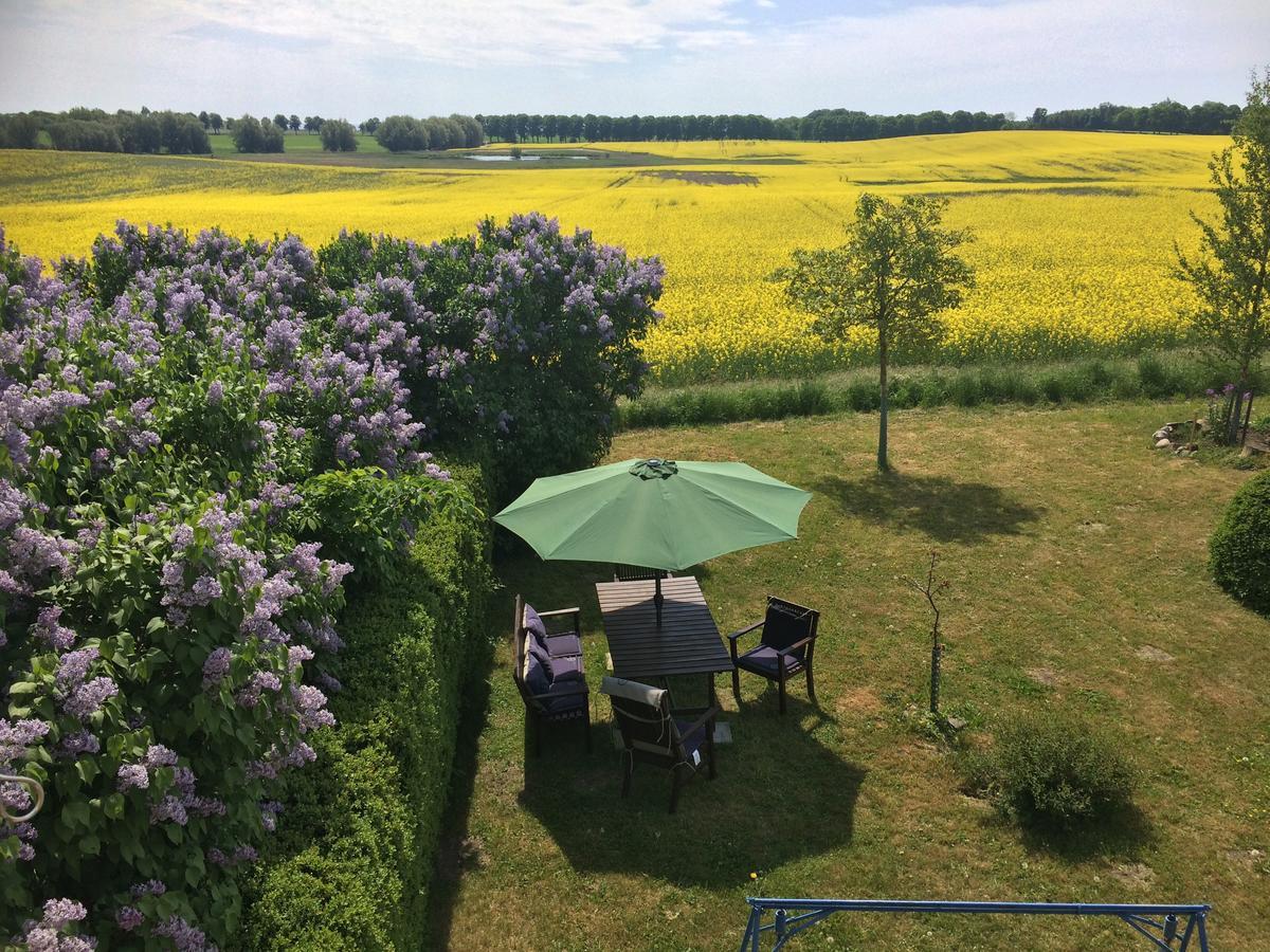 Garden Mellan Slotten Svarte Zewnętrze zdjęcie